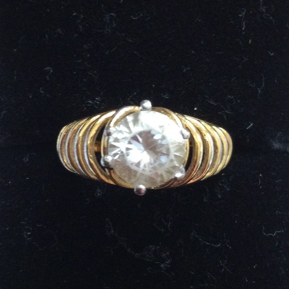 18 K Gold-plated Ring - Picture 2 of 3